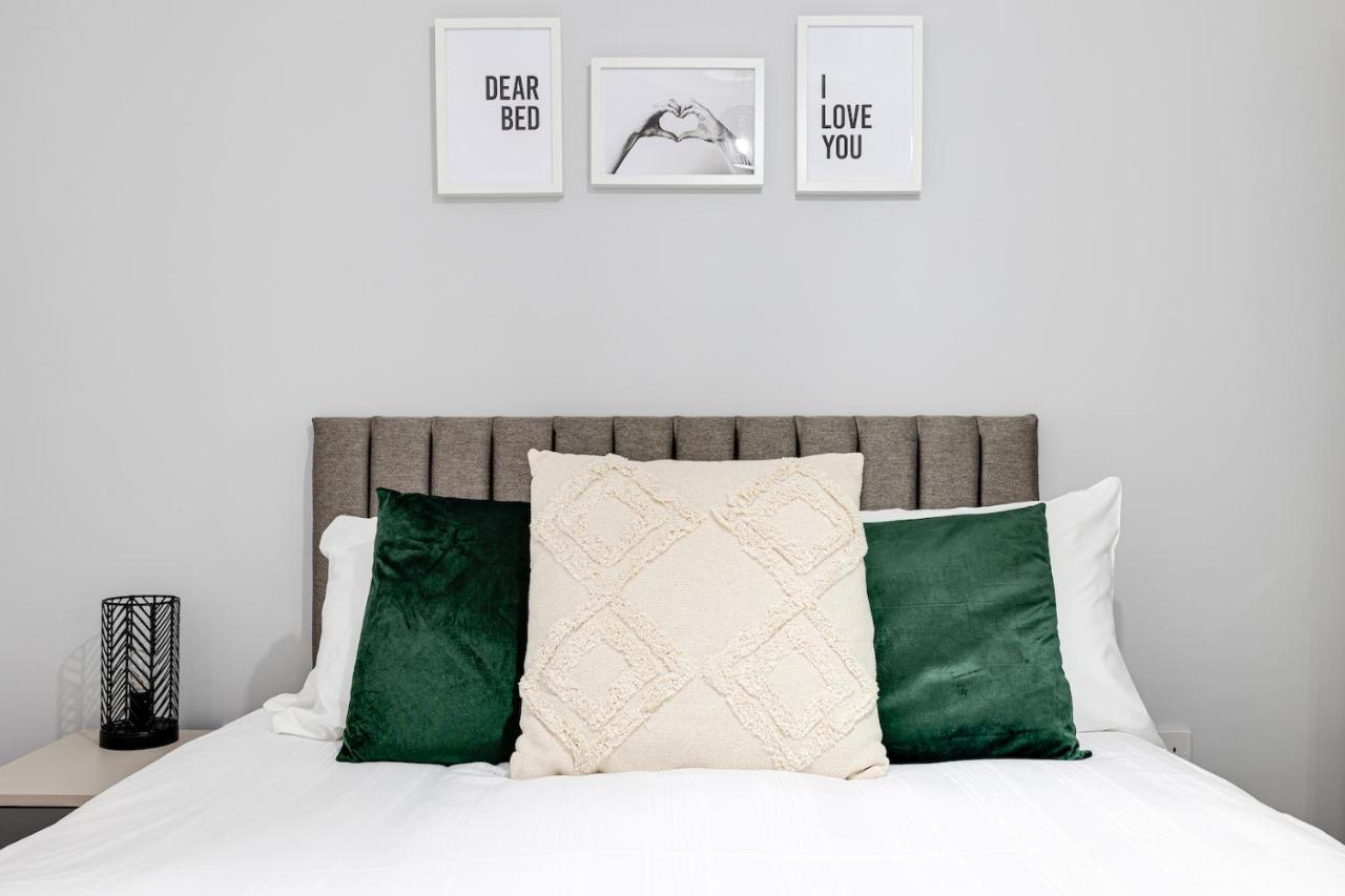 Cosy Modern Apt In Heart Of Stockport - Sleeps 4アパートメント エクステリア 写真