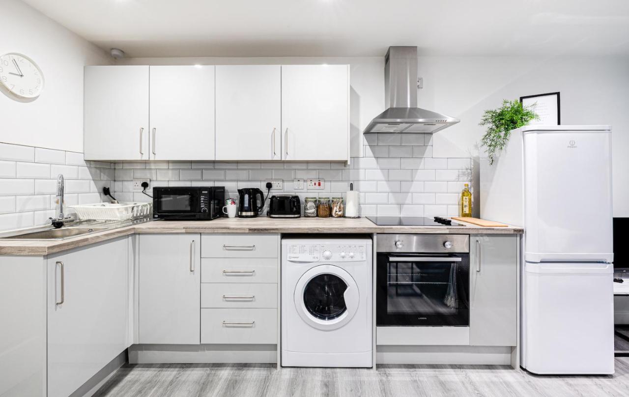 Cosy Modern Apt In Heart Of Stockport - Sleeps 4アパートメント エクステリア 写真